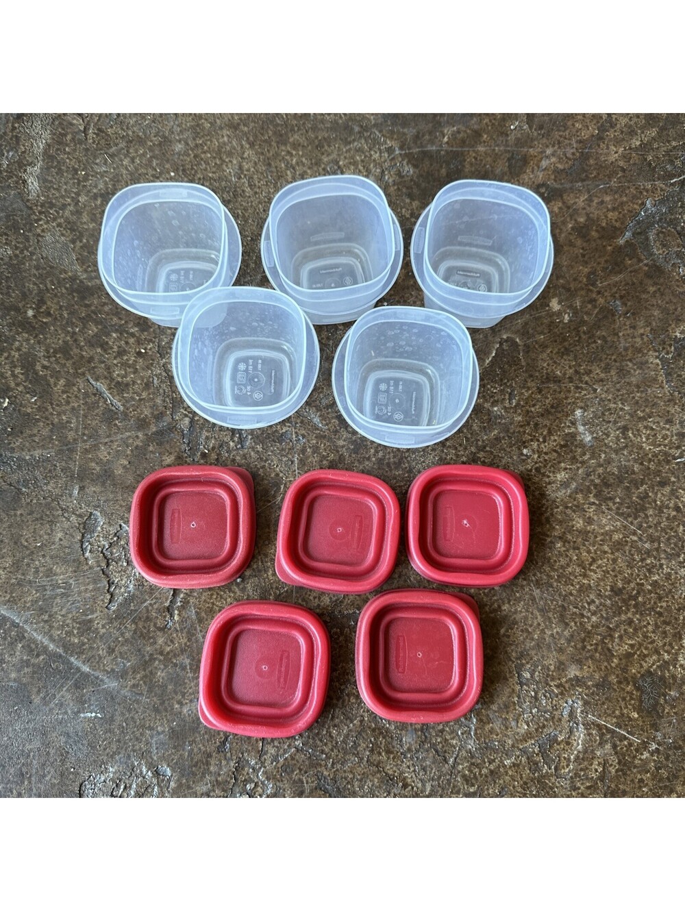 Lot 5 Vtg Rubbermaid 7J53 4oz Containers Maroon Dark Red Lids Storage Easy Find